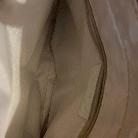 Ostrich handbag. Converts into backpack. - Picture 3 of 5